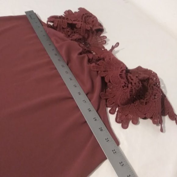 Wishful women's size 1X mulberry sleeveless blouse - Picture 9 of 15